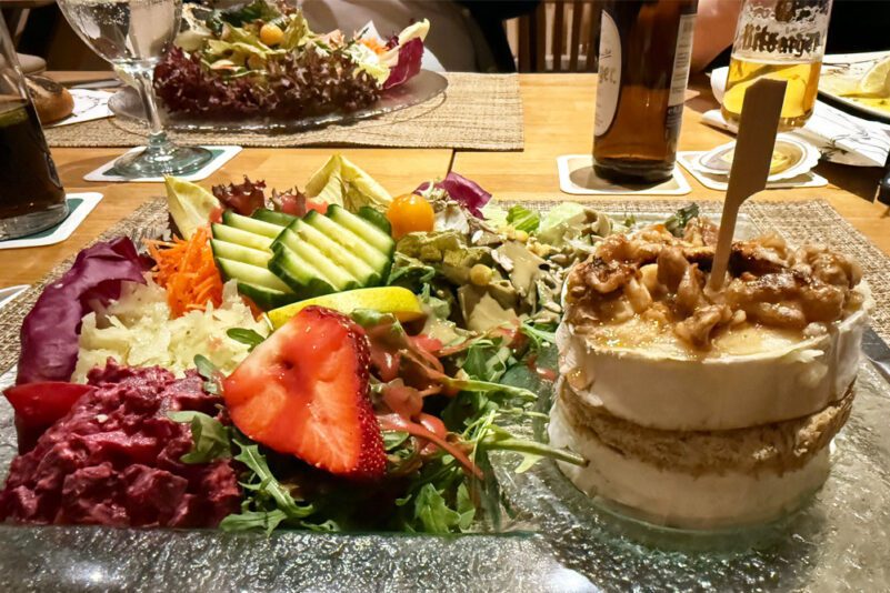 Essengehen beim Businessfrauen-Treffen